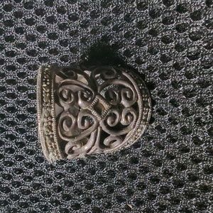 EUC Y2K 925 Sterling and marcasite size 7.5